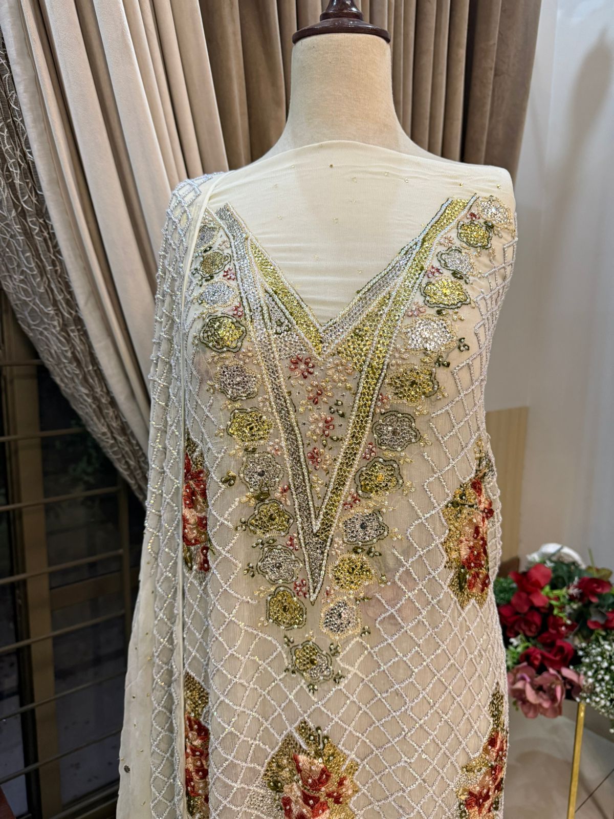Beautifully handmade Pakistani dresses featuring Mukesh Pakistani Luxury Wear